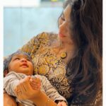 Srinisha Jayaseelan Instagram - Meet my Xerox🥺💜❤️ Couldn’t hold myself from posting these adorable pictures with my niece💜❤️ 📸: @madhujoshika_jayaseelan 😘 #myhappyplace #myhappiness #angel #mydoll #niece #babygirl 𝓐𝓷𝓰𝓮𝓵
