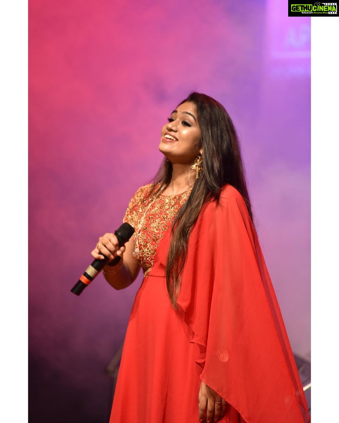 Srinisha Jayaseelan Instagram - Life💜❤️ 👗: @akira_the_couture__ ✨ 📸: @shot.ssup ✨