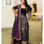Srinisha Jayaseelan Instagram - Looks for the concert at Sydney and Melbourne 💜❤️ You were awesome Australia!! Can’t wait to see you all again! Outfits : @akira_the_couture__ 😘
