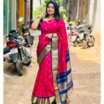 Srinisha Jayaseelan Instagram - இனிய தீபாவளி திருநாள் நல்வாழ்த்துக்கள்💜❤️ Wearing amma’s 25years old pattu saree😍💜❤️ 📸: @snaps_by_madhu 😘