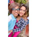 Srishti Jain Instagram - Today was such a beautiful day! I met two women who’ve always inspired me! I met you when I did my first show! And you were always kind to me! I never imagine I’d get to opportunity to be so close to you and call you my mentor and my friend! I’m truly lucky to have you! You’re one of the most giving beautiful human being I’ve ever met! There’s so much love and respect in my heart for you❤️ Thankyou for always giving me the strength and guidance whenever I needed it! . . . . . . . . . . . . . . #mentor #inspiration #love #light #blessed #friendship #beautifulhuman #instagood #instagram #instalike #instadaily #ootd #explore #explorepage #newpost #picofday The Lovefools