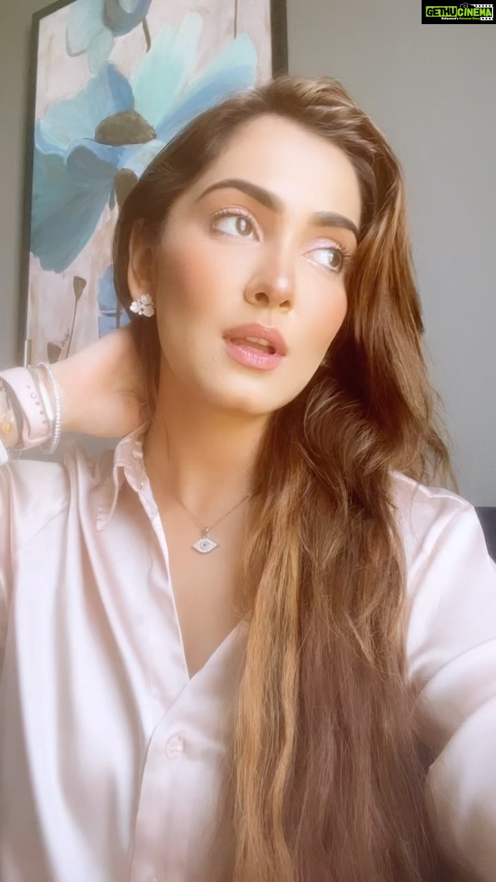 Srishti Jain Instagram - Make your reels on set our track Tera Rahon! And I’ll share the best 5 on my story! Don’t forget to tag me @cinecraftstudio @varunkapoor_28 @rajabetasharad . . . . . . . . . #newsong #newrelease #newreel #reels #reelitfeelit #reelsinstagram #newpost #expression #instagood #instagram #instamood #explorepage #explorepage✨ #love #soul