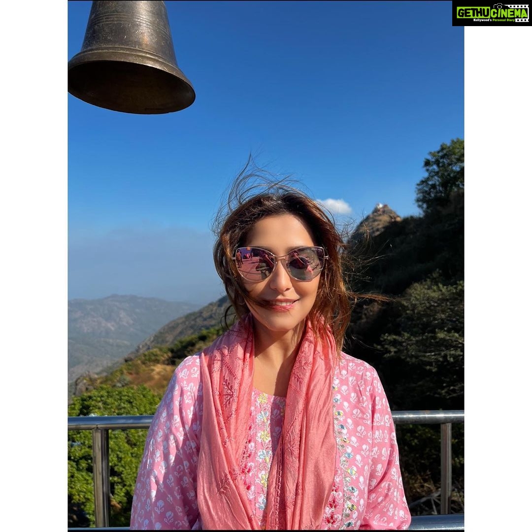 Srishti Jain Instagram - Gujarat Trip Dump❤️🧿 Series 1 . . . . . . . . . . . . . . . . . . . #traveldiaries #familytrip #sisterlove #travelgram #happy #love #gujarat #girforest #instagood #insta #instagram #picoftheday #newpost #explore #explorepage #family #love #gratitude Gir Jungle - Gujarat