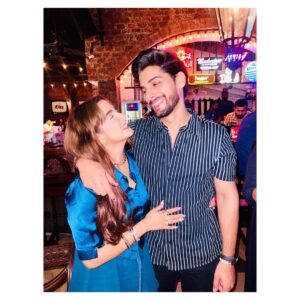 Srishti Jain Instagram - Little things 🧿 
.
.
.
.
.
.
.
.
.
.
.
.
.
.
.
.
.
.
#friendshipgoals #friendslikefamily #funnight #socialgoregaon #happybirthday #happy #goodvibes #newpost #explore #explorepage #instagood #instagram #insta #instadaily #instalove #ootn