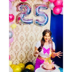 Srishti Jain Instagram - This was my Birthday eve❤️😇 Oh my so much fun! Thankyou all for making it so so special Maa ❤️@hrisha_0705 @rahulrajeshsingh16 @kishoreaashna @ramansh_bundela @akshitsukhija @urf7i ❤️ Always by my side and always brighten up my life 🤗 I love you guys so so much! And most of all Thankyou so much for all the wishes that you guys poured in here and to everyone who wished me❤️ I’m so overwhelmed and so touched with all the love I received it’s so so special to me! I did something super special on My Birthday will share that with you guys briefly! Lots of love to all of you! 25th was Special indeed! I’m really bursting with joy and excitement to see what life holds ahead! I know it’ll be good because I’m surrounded with beautiful people ❤️🤗
.
.
.
.
.
.
.
.
.
.
.
.
.
.
.
#birthdayeve #bringin #pink #25thbirthday #25 #barbievibes #funnight #friendslikefamily #gratitude #happy #goodvibes #love #friends #instagood #instagram #newpost #birthdayoutfit #ootn #instagram #explore #explorepage #happiness #25yearsold