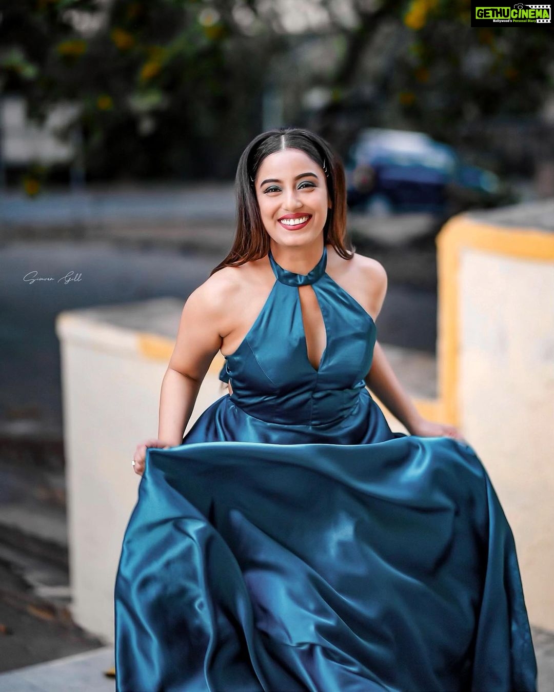 Srishty Rode Instagram - Everything starts with a dream ✨ . 📸 @simrangill_photography