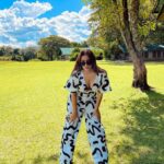 Srishty Rode Instagram - In the midst of nature's beauty, waiting for the magic of the wild to unfold 🦓 Outfit @veromodaindia . . Use VMxSrishty10 to get an additional 10% off on www.veromoda.in . On Safari With :- @governorscampcollection #governorscampcollection @goldcoastfilmsofficial #VEROMODAIndia #VEROMODATravelDiaries #VEROMODAItsMe #VEROMODAWomen #VMxSrishty #VMSS23 Massai Mara Kenya