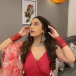 Srishty Rode Instagram - Happy Diwali 🪔❤️ . . #reels #reelsinstagram #reelitfeelit #diwali #transitionreels