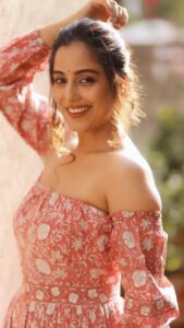Srishty Rode Instagram - Khuda Jaane Hai 🧡 . . . #reels #reelsinstagram #reelitfeelit #khudajaane
