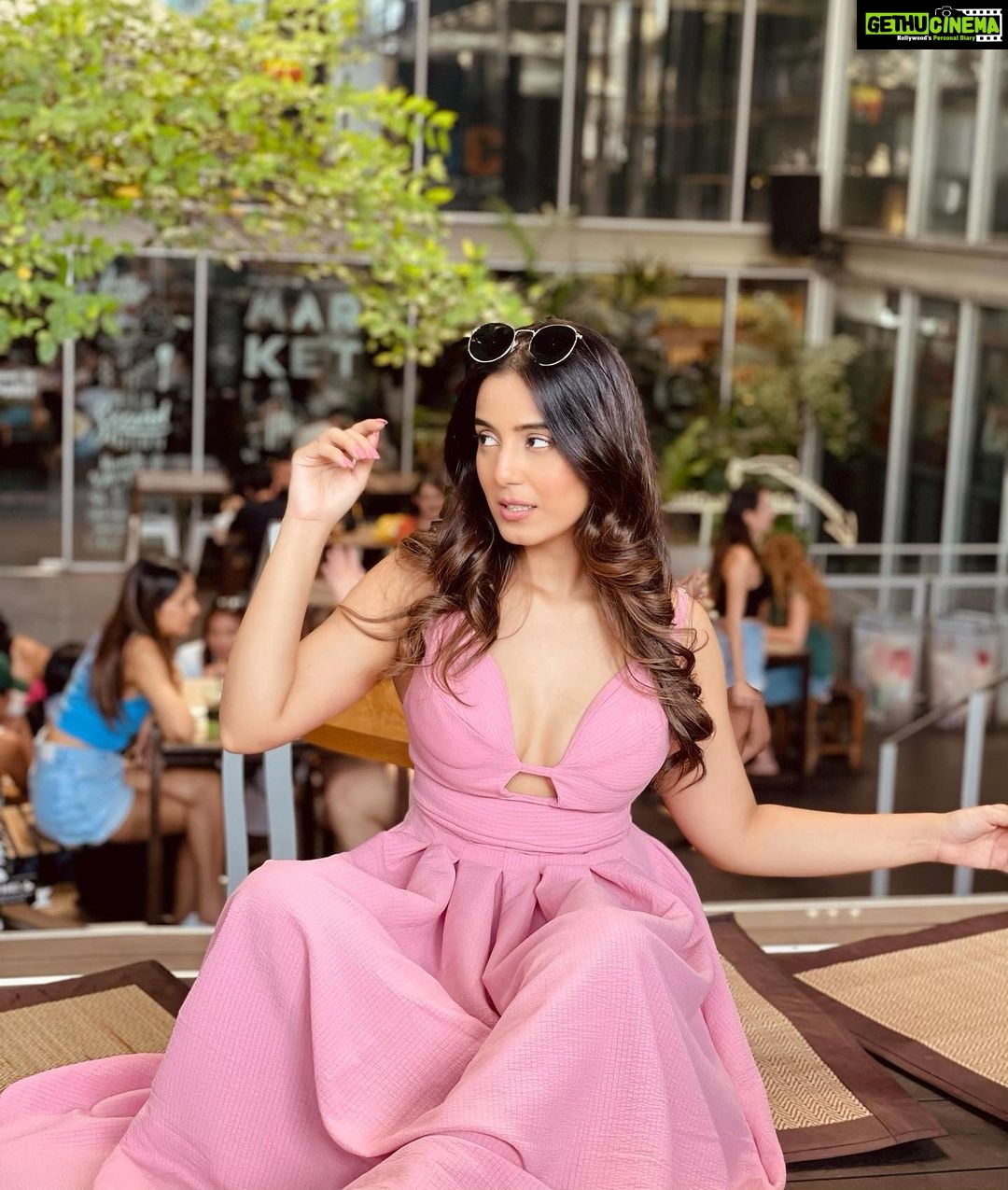 Srishty Rode Instagram - Thinking Of My Next Vacation ππΈπ Bangkok, Thailand