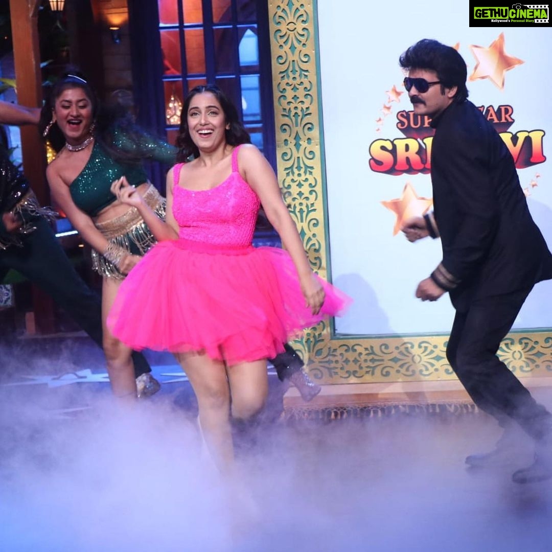 Srishty Rode Instagram - This Saturday on #thekapilsharmashow 9.30pm only on @sonytvofficial ❤️