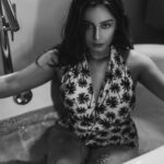 Srishty Rode Instagram - And in the end I just got a little more stronger! ALONE! . . . 📷 @pixelpassion.in