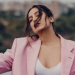 Srishty Rode Instagram - Mending My Own Business 🤍 . . . Managed by:@rutuja_pol_1023 Photo by: @pixelpassion.in @pashd_007 Makeup & hair by: @makeupartistabhishek Blazer by : @armourbespoke