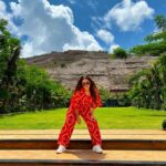 Srishty Rode Instagram - It Feels Good To Be Lost In The Right Direction 🧡❤️ Thank you @dellaadventureandresorts @jimmy_mistry for this beautiful experience 💙💚 Della Adventure & Resorts