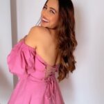 Srishty Rode Instagram - Exciting Neu things are coming your way😍😍 Can't wait to share it with you guys. Stick around for my live stream at 6:30 pm today! #SomethingNeuIsComing Live at 6.30pm for something NEU! 👗:- @pankhclothing