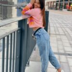 Srishty Rode Instagram - 1 or 2 ?🍭