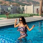Srishty Rode Instagram - That’s how my Monday looks Like 😍 thank you @lifestylevillas for having me over ❤️ I’m having a great time ❤️💃🏻🔥