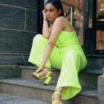 Srishty Rode Instagram - I don’t have an attitude problem! You have a problem with my attitude and that’s your problem 💁🏻‍♀️ . . @happy_clickzz @makeupbymehzabeen