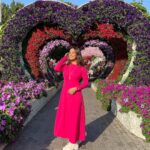 Srishty Rode Instagram - I Choose to have Magic And Miracles In my life 💖 . . . #miraclegarden #dubailife #dubaimiraclegarden #dubai @dubaimiraclegarden @lovindubai Dubai Miracle Garden