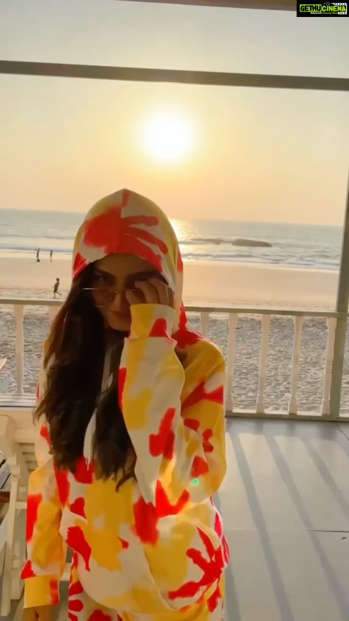 Srishty Rode Instagram - Reason To Love My Monday ☀️ Location:- @agondacottages_ ❤️ . . #reels #reelsinstagram #trending #trendingreels #reelitfeelit #reelkarofeelkaro #transition