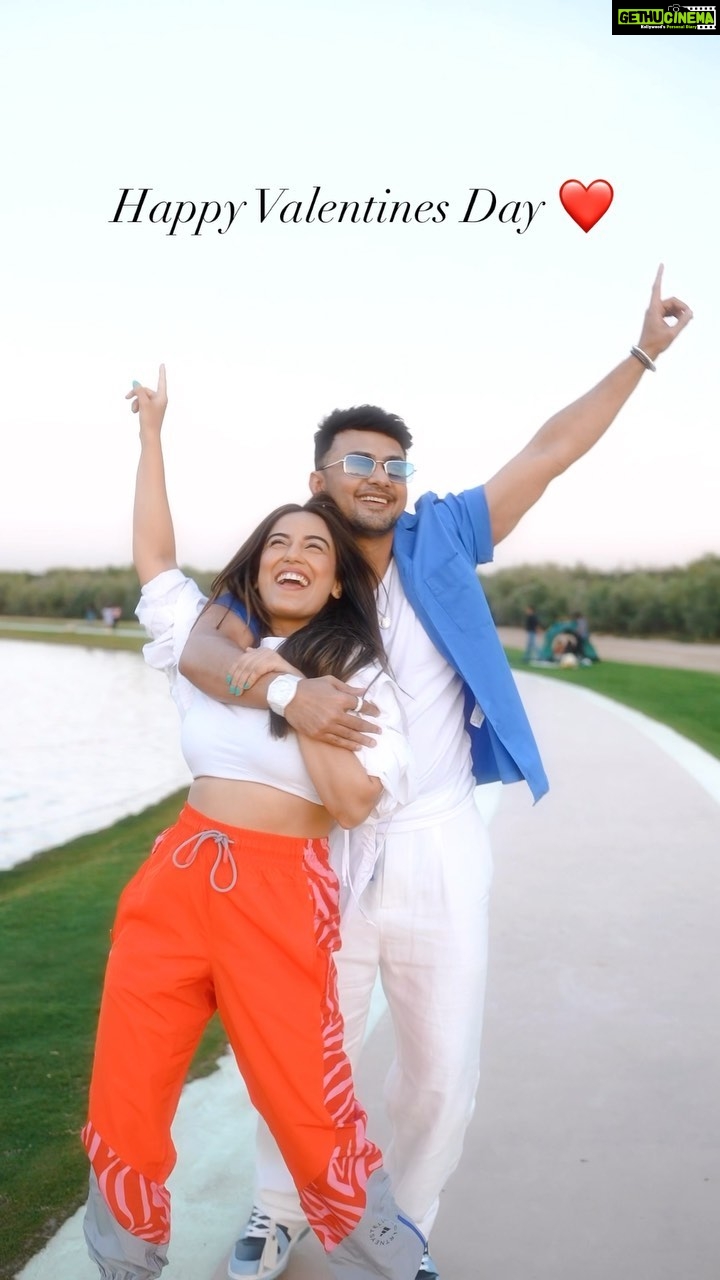 Srishty Rode Instagram - Super Fun T20 Finals 🏏 @sportsbuzz.11 Promo Code: SHRISTY100 #buzzmakers #sportsbuzz11 Dubai International Cricket Stadium