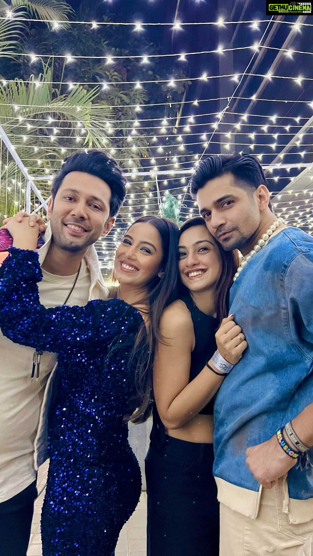 Srishty Rode - 141.4K Likes - Disco Deewanes ❤️❤️❤️ @vishal.singh786 @abigail_pande @sahilanandofficial
.
.
.
.
#reels #reelsinstagram #reelitfeelit #reelkarofeelkaro #soty #discodeewane #dance #dancereels