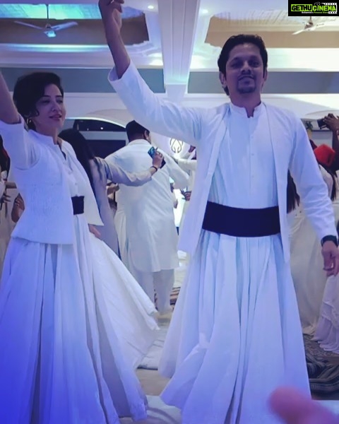 Suhasi Dhami Instagram - Happy EID-UL-FITR ppl . Stay safe