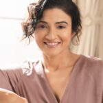 Suhasi Dhami Instagram - Good morning!!!!! 😀😀😀😀😀😀. Managed by : @celeb_connect Styled By : @stylechic_sakshinahar Makeup : @mansiisharma_mua Hair : @stylistsony Photographer : @sahil_shah_photography