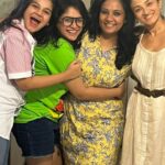 Suhasi Dhami Instagram - Madness! 😂❤️ @bhattacharya.richa @suhasi2804 @realbarshachatterjee (Tags as per APPEARANCE 💃) #reelitfeelit #reelkarofeelkaro #AKAJS #gomigomi #trendingreels #explorepage #reunion #friends #HetalGada #suhasidhami