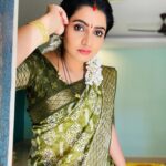 Sujitha Instagram - New updates ☺️ Makeup and startup with smile 😊 Saree collection specially @onlinegits Blouse design and stitching @nishas_aanaboutique Online shopping 🛒 #post #new #television #actress #photooftheday #newpost #traditional #happy #newlook #tollywood #kollywood #actor #shopping #online #like #share #instagood