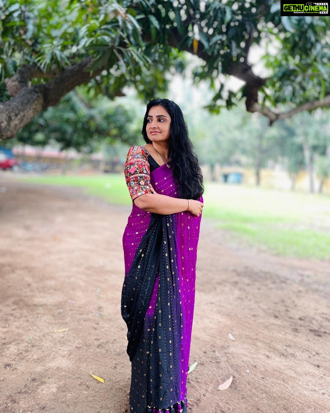 Sujitha Instagram - Nothing changes if nothing changes ππ» Beautiful saree and matching combo blouse Designed @karthika_designer_studio #2023 #change #evening #tollywood #actress #fresh #start #online #likes #share #insta #instamood #photo #day #january #special #work #actress #click #trending #trend