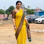 Sujitha Instagram - Devotional and rainy evening 🙏🥰 Beautiful yellow saree and blouse designed @mmboutiqe From Pandian stores location #temple #Evening #rainy #day