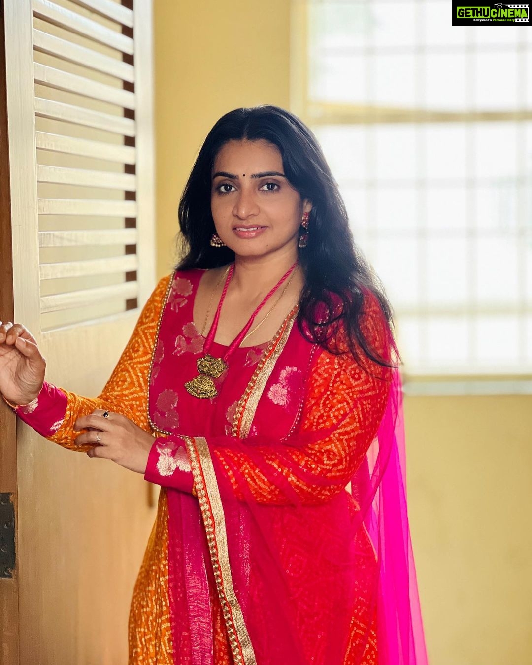 Sujitha Instagram - Dress well but keep it simple #my #style🤞🏻 Outfit designed and stitched @wardrobe.talks Vibrant colours 🤩 Shop your dresses #post #photooftheday #new #instafashion #likes #evening #fresh #attire #confidence #portraitphotography #photography