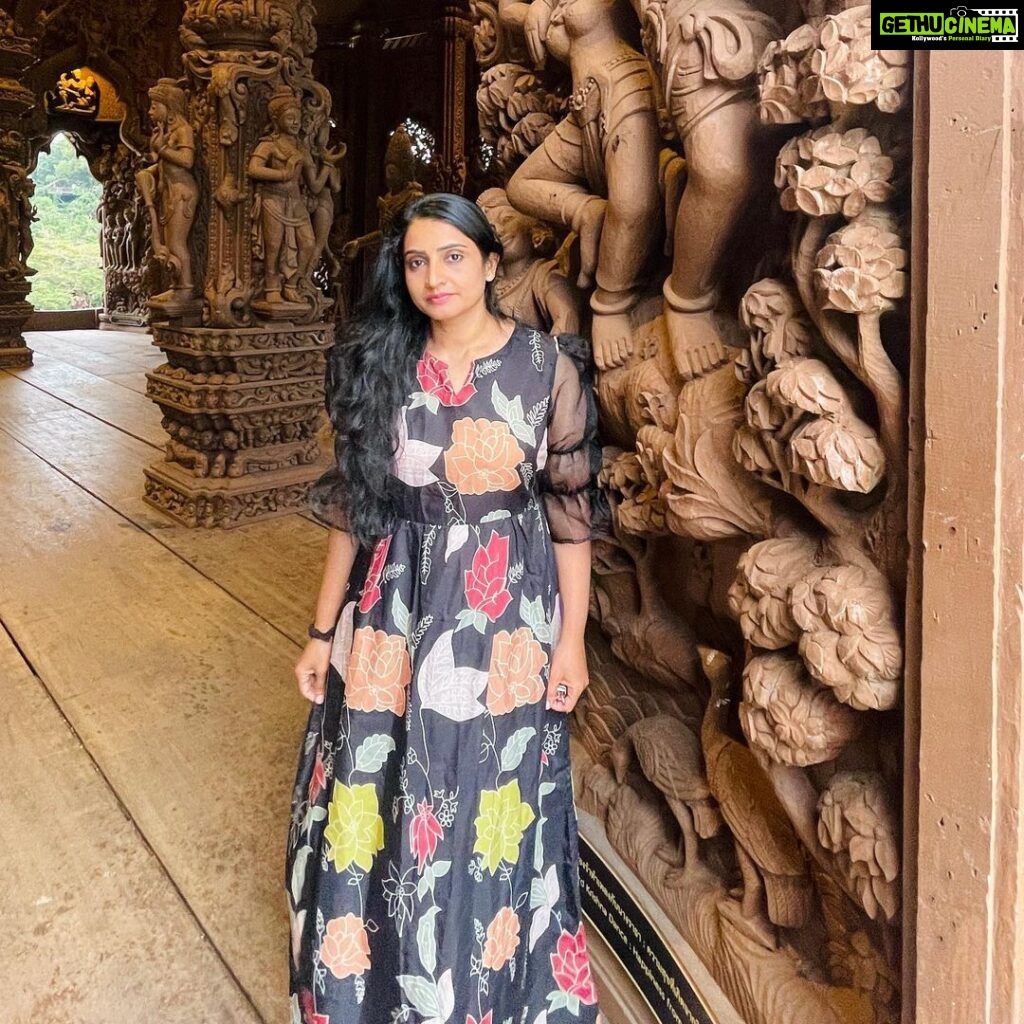 Sujitha Instagram - Fantastic world 🌎 #thailand #world #photography #photooftheday #suji #sujitha #latest #instaphoto #instagram #actress #kollywood #tollywood #explore #travel #pictures #post