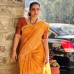 Sujitha Instagram - Kodaikanal vibes ❤️ 👸 princess of hill station ❤️ Latest saree collection @lakshmi_boutique29 Photo shoot started 📸 #kodaikanal #vibes #morning #love