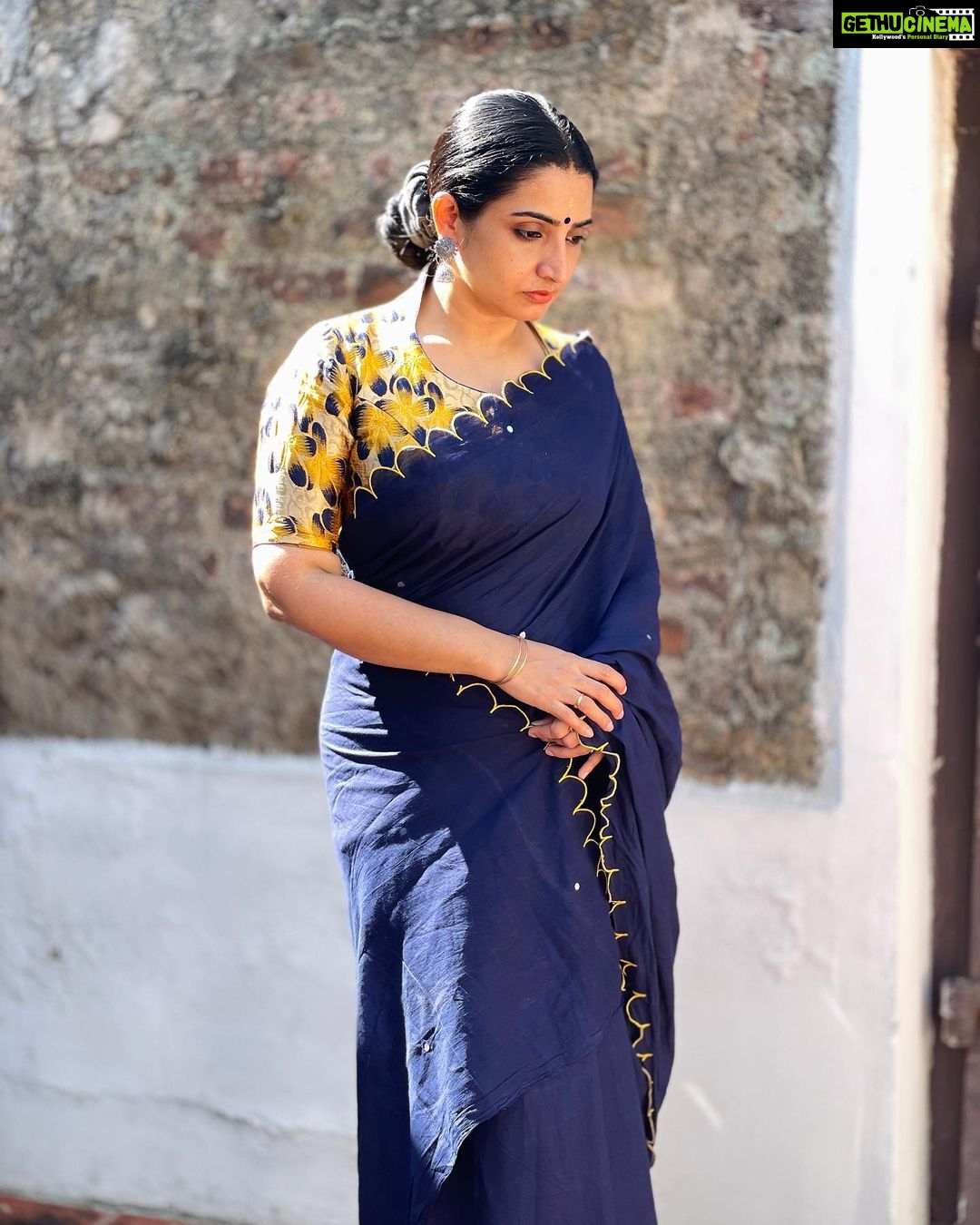 Sujitha Instagram - Fresh fresh Be fresh Be you 🤩 Beautiful designer cotton saree @studiovirupa Shop now 🙌🏻 #post #evening #explorepage #latestfashion #traditional #westernwear #suji #sujitha #new #photooftheday #photoshoot #photography #instagood #instafashion