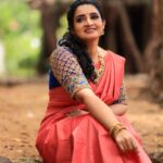 Sujitha Instagram - I am wise 🙌🏻 , So I am changing myself 🥰 #new #post #newpost #photography #photo #photooftheday #postoftheday #suji #sujitha #love #change #makeover #saree #traditional #day