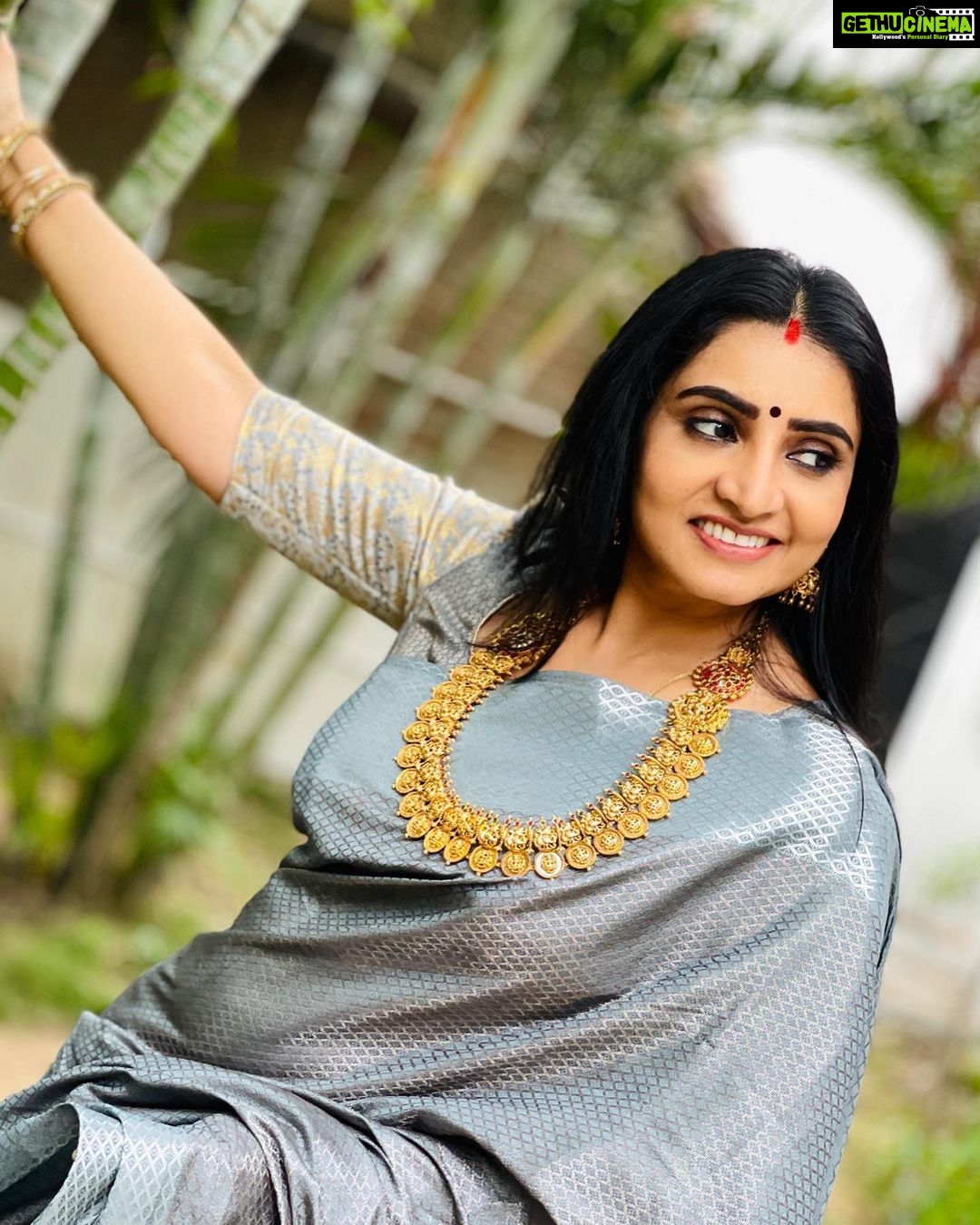 Sujitha Instagram - Few more clicks ☝️ Live your today’s ☺️ Good day #post #newpost #photography #photo #photooftheday #traditional #trending #event #suji #sujitha #saree #today #morningvibes #positivevibes #love #yourshotphotographer #mobile #live