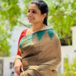 Sujitha Instagram - Thanks for all the wishes 🙏❤️ #Beautiful day with beautiful saree @nr._saree_creations_20