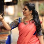 Sujitha Instagram – Photo shoot 📸 and shopping 🛍 
Let’s do it together 🤗
Stills @haran_official_ 

Mua @sharanyas_makeupartistry
Hair @vanitha_makeover
Outfit @visha_boutique

#photography #photo #still #my #shooting #shopping #local #traditional #look #just #makeup #wardrobe #happy #post #instagram #pictures #love #smile