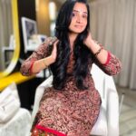 Sujitha Instagram - Happy weekend everyone 🤞🏻 New look new hair style @page3knk #new #look #hairstyle #casual #post #photography #photo #weekend #saturday #stylish #style #makeupartist #makeover