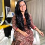 Sujitha Instagram - Happy weekend everyone 🤞🏻 New look new hair style @page3knk #new #look #hairstyle #casual #post #photography #photo #weekend #saturday #stylish #style #makeupartist #makeover