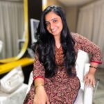 Sujitha Instagram - Happy weekend everyone 🤞🏻 New look new hair style @page3knk #new #look #hairstyle #casual #post #photography #photo #weekend #saturday #stylish #style #makeupartist #makeover