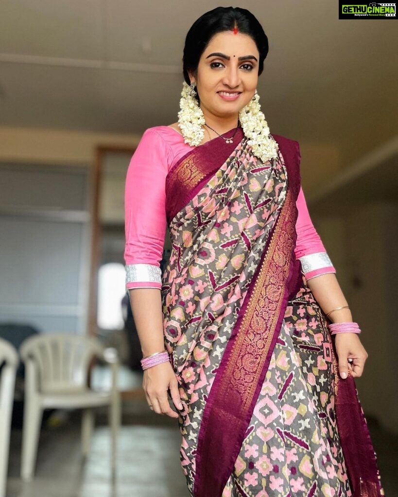 Sujitha Instagram - I loved it I draped it 😍 Sarees always my favourite style ❤️ #sujitha #love #instagood #style #evening #photos #post #time #love #actress #life #makeover #