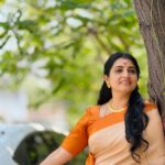 Sujitha Instagram - தமிழ் புத்தாண்டு நல்வாழ்த்துக்கள் 🙏☺️🙏 Latest new year collection @lfab_creations #newyear #celebration #family #leave #holiday #times #love