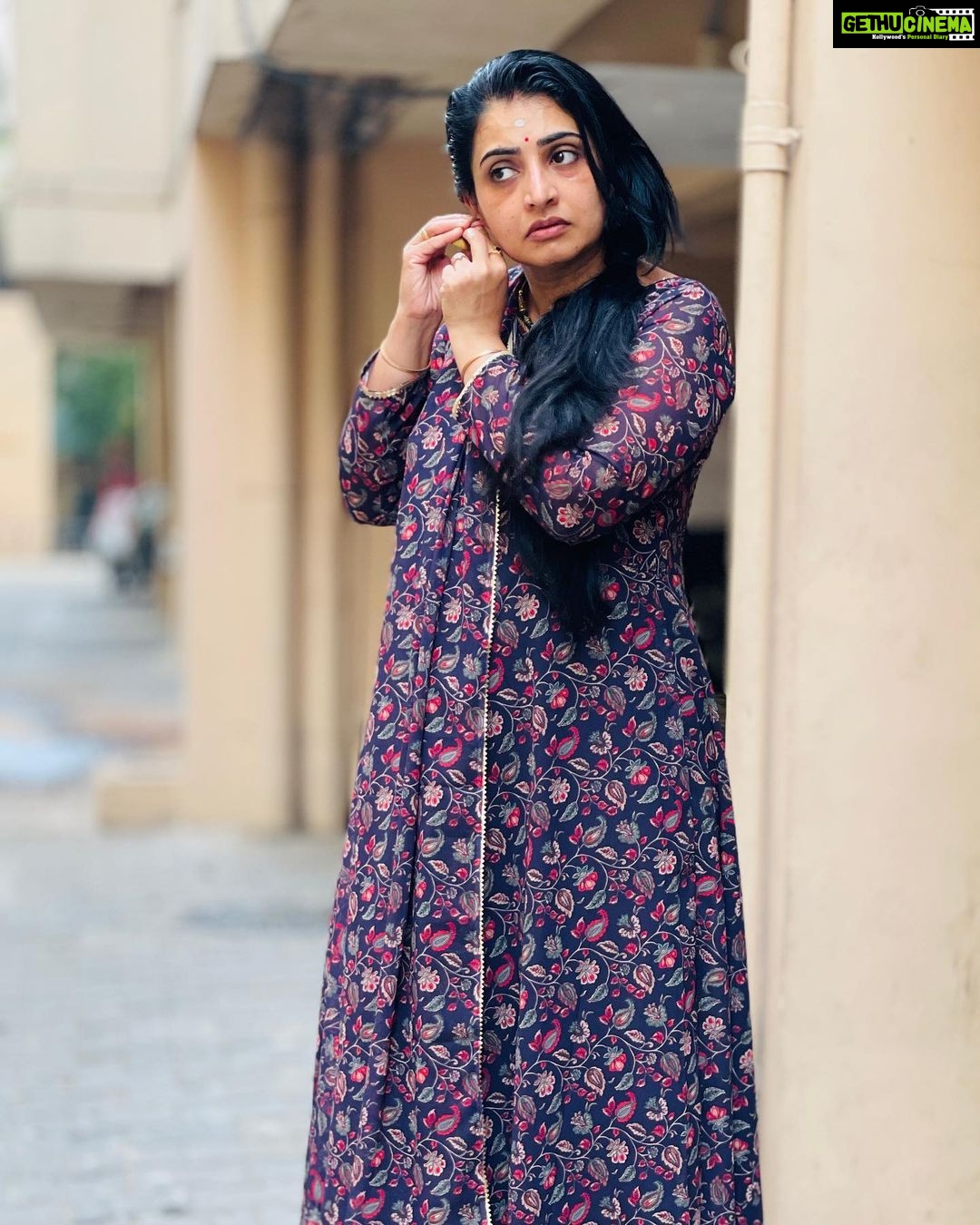 Sujitha Instagram - All casual clicks with my mobile camera 🤞🏻 Casual dress collection @mahathi_saree_collection #shopping #online #post #pics #mobilephotography #photography #new #fresh #trend #newpost #evening #simple #look #actress #actor #evening #instagood #instagram #instapost