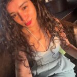 Sukirti Kandpal Instagram - Being your own universe and keeping urself first 👩🏻‍🦱 lalalala 🥳🐈🌸👩🏻‍🦱