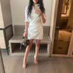 Sukirti Kandpal Instagram - The real me the Instagram me the wassap me and who did u meet today 😉😌🐈 Dubai United Arab Emirates