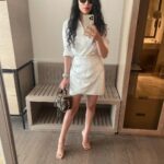 Sukirti Kandpal Instagram - The real me the Instagram me the wassap me and who did u meet today 😉😌🐈 Dubai United Arab Emirates