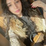 Sukirti Kandpal Instagram - Shopping eating watching films ... 🐭👩🏻‍🦱🌸🐈